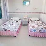 Lila 阿拉尼亚