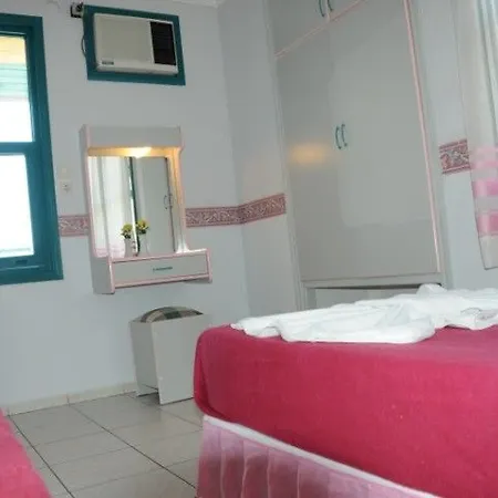 Aparthotel Lila