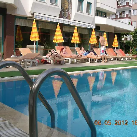 Lejlighedshotel Lila 2*