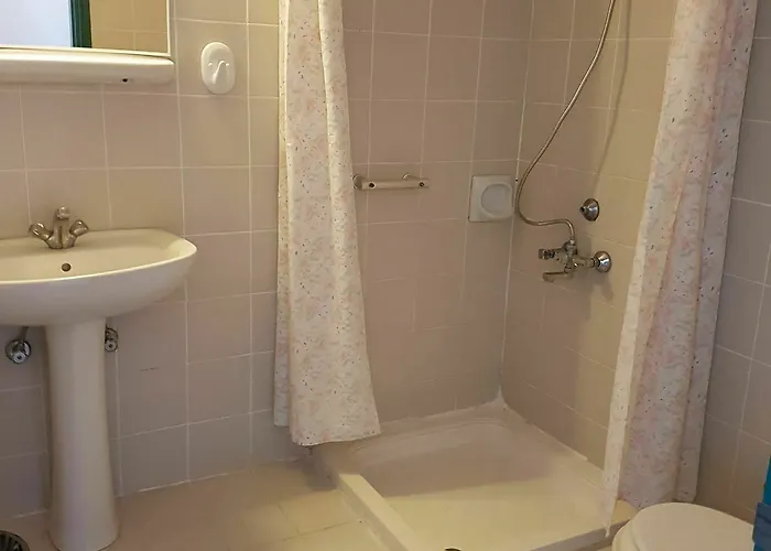 Lila Apartmanhotel 2*